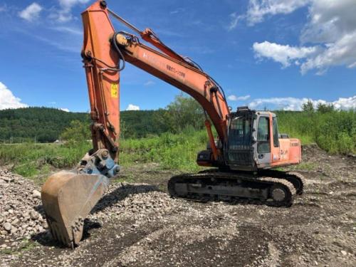 HITACHI ZX200